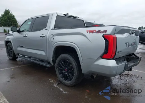 2022 Toyota Tundra Sr5 z USA, uszkodzony, nr VIN 5TFLA5DB5NX049468